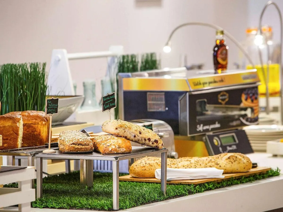 Mercure Vaugirard Porte De Versailles Paris